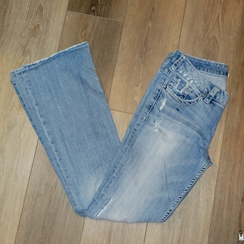 Silver Jeans - Picture 2 of 6